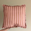 Kussen roezels roze/beige 50x50cm